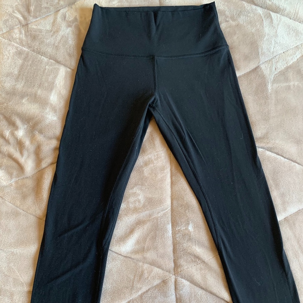 Black Lululemon Align "25